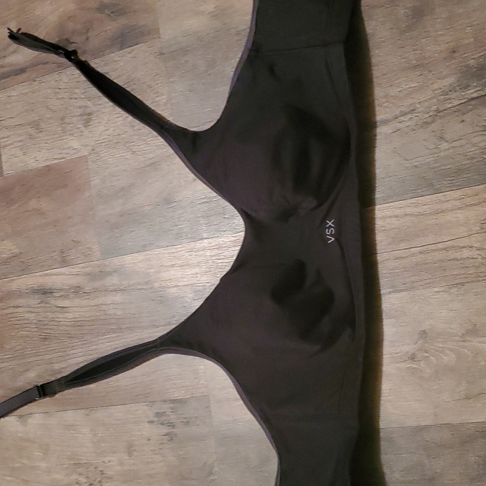VSX high impact convertible sport bra